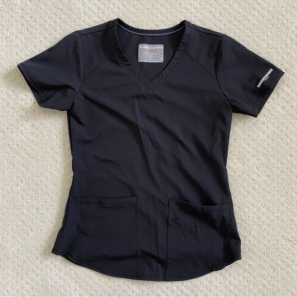Skechers by Barco 3-pocket black scrub top - Picture 1 of 4